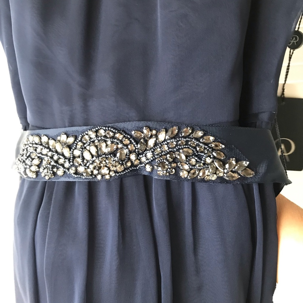 Dress - Picture 3 of 5